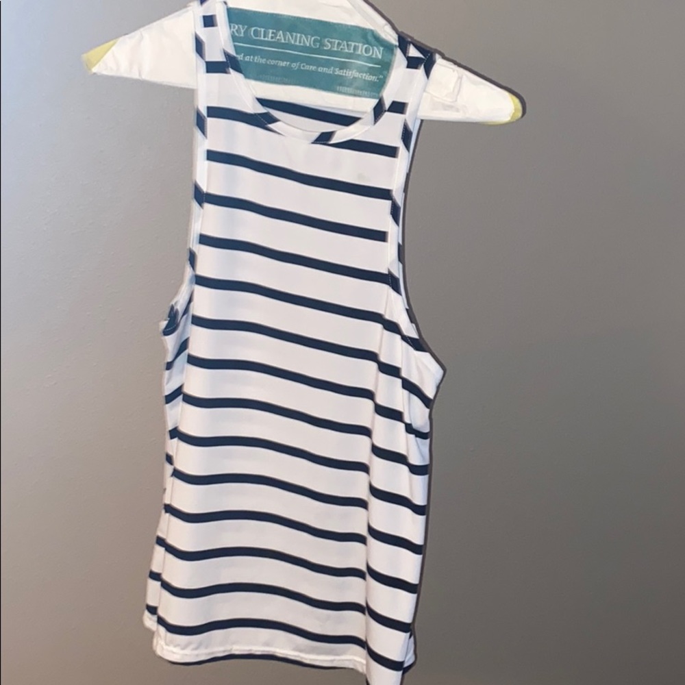 overmall, size small tank-top
